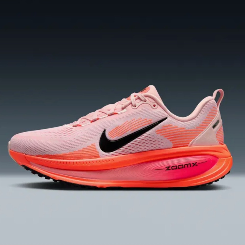 Nike Vomero 18 Running Shoe in Atmosphere/ Black/ Crimson Size 7 - Picture 2 of 16
